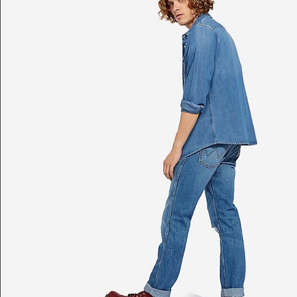 SOLD!! Wrangler Icons Men’s Denim Shirt. Blue - Picture 3 of 4